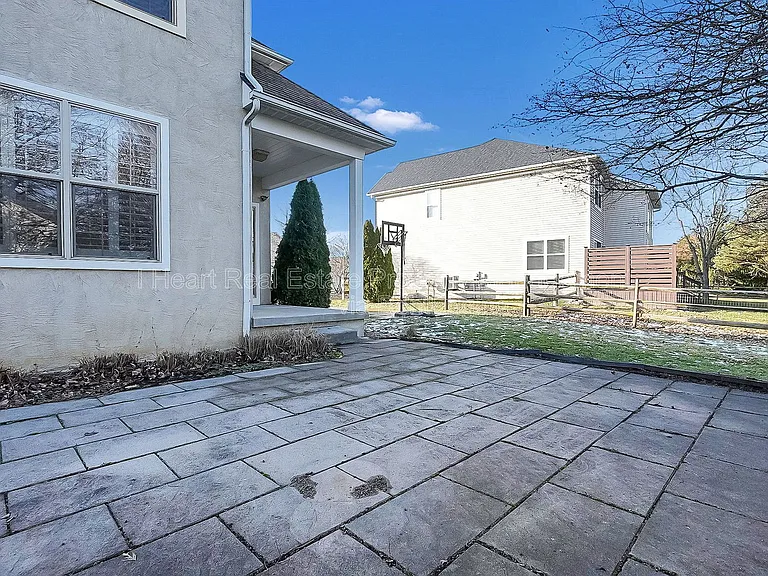 9580 Mission Dr — Photo 34