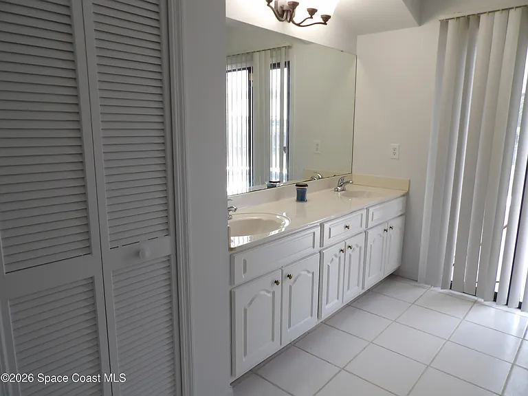 1291 Ein Ct NW — Photo 17