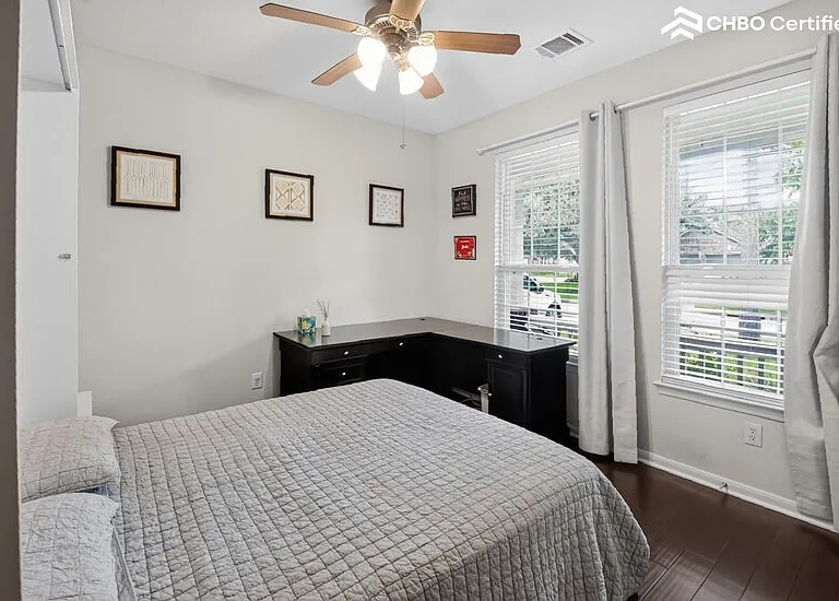 4th bedroom/office alternate view