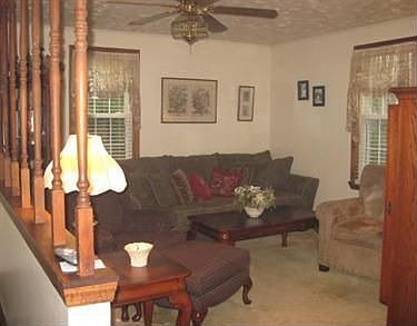 4th image of 2431 Long St