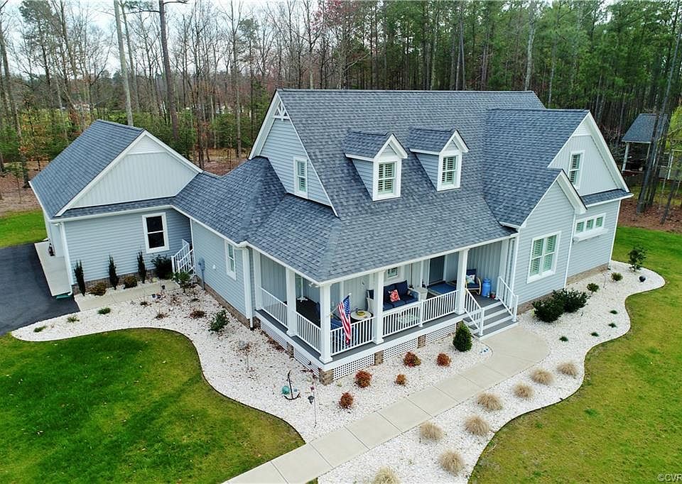 1st image of 305 Hillsway Dr