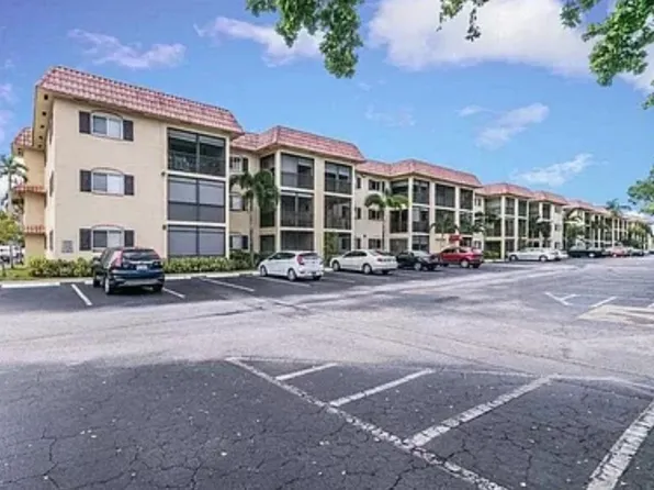 259 S Cypress Road #504, Pompano Beach, FL 33060