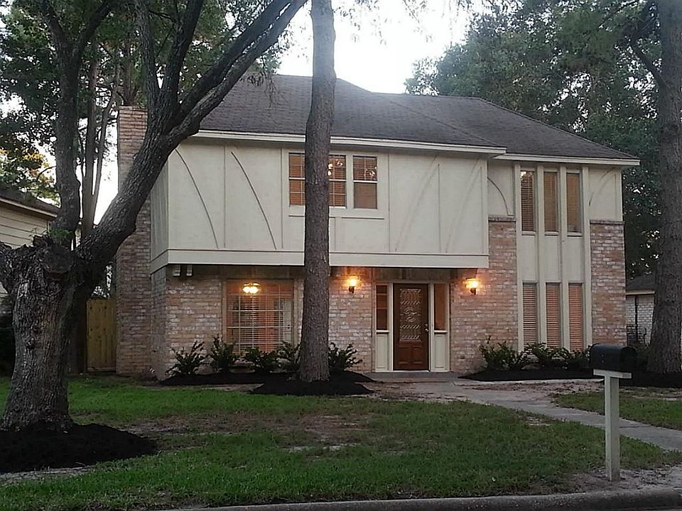 1st image of 4903 Spanish Oak Dr