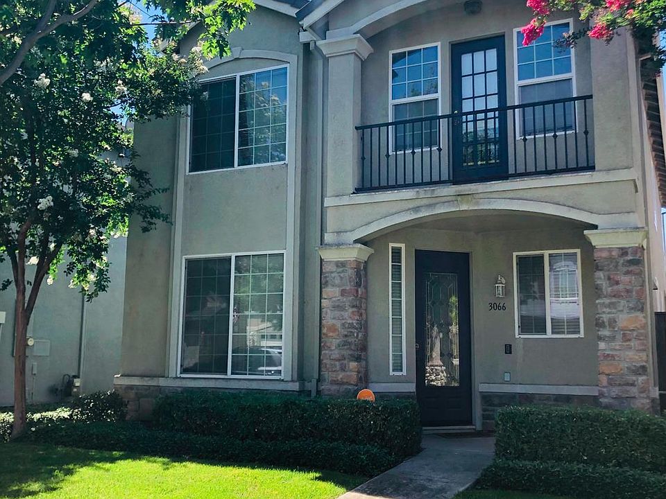 2nd image of 3066 Scarlet Oak Dr