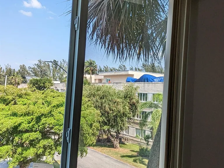 14830 N Naranja Lakes Blvd #A3C — Photo 2