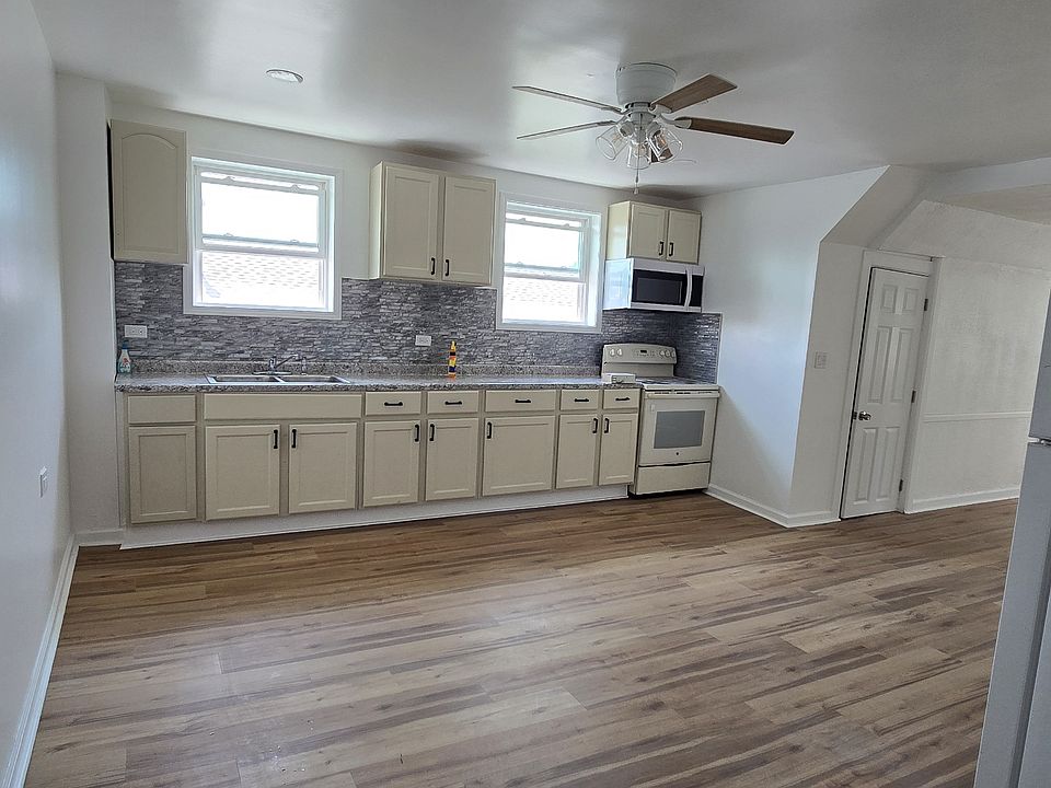 1st image of 145 N 21st Ave APT 3