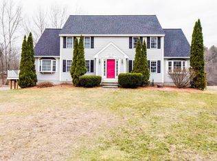 391 Main St #B, Groton, MA 01450