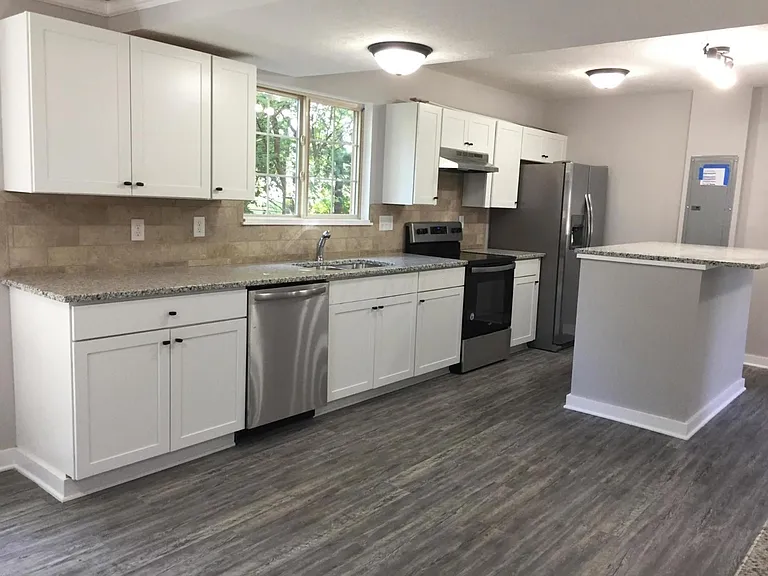 4569 Maize Rd — Photo 11