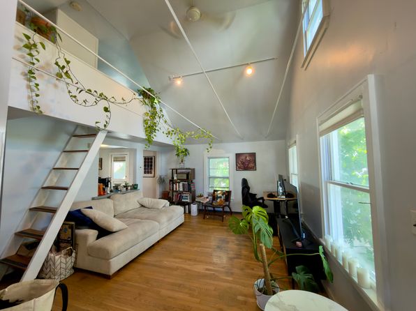 109R Beacon St #2A
