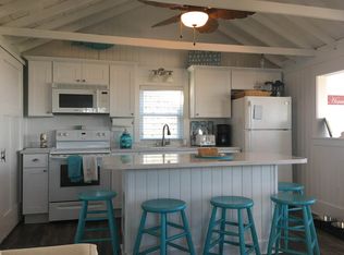 24 Shore Rd, Tiverton, RI 02878