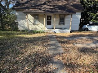 111 Wright St, Laurens, SC 29360