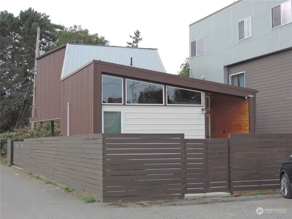 955 N 102nd Street, Seattle, WA 98133