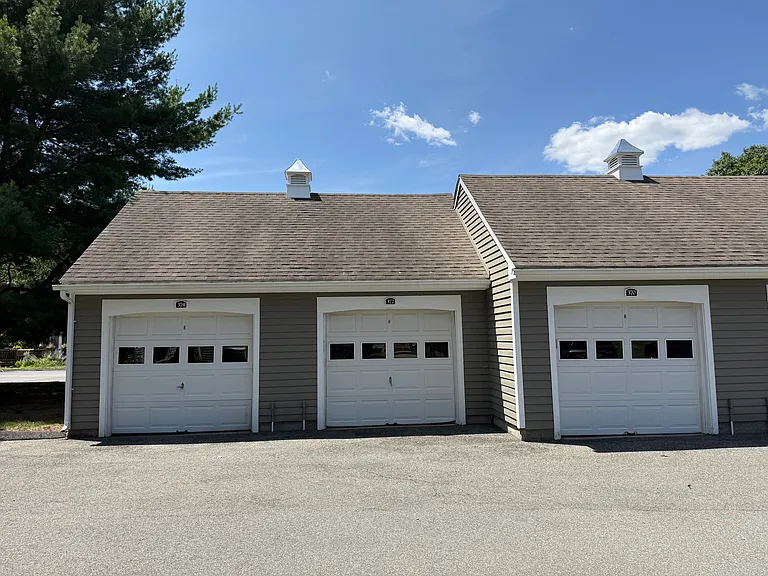 372 Monaco Ln #372 — Photo 17
