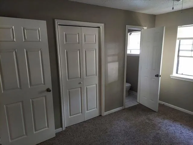 6122 Sharondale St — Photo 11