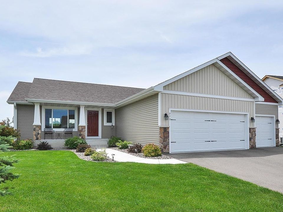 1st image of 970 Bur Oak Ln