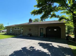 8434 Black Valley Rd, Everett, PA 15537