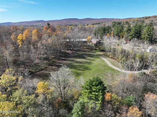 83 Miner Rd, Lanesborough, MA 01237