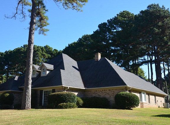 2nd image of 2210 Melissa Dr
