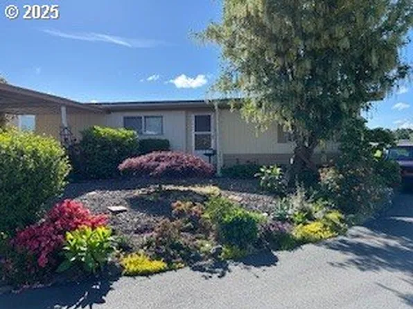 332 SW Plymouth Way, Aloha, OR 97006
