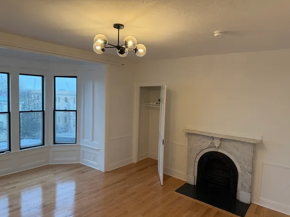 79 High St #2D, Portland, ME 04101