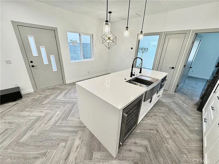 2643 Summerchase Ave #B — Photo 8