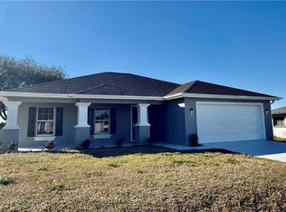 2216 NE 2nd Ave, Cape Coral, FL 33909