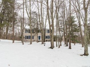 12 Cobblers Mill Rd, Sandy Hook, CT 06482