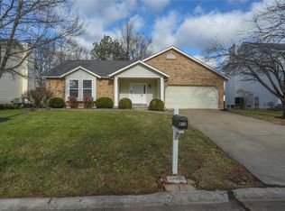 418 Chelsea Way Dr, Saint Charles, MO