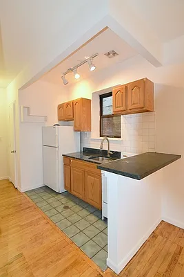 Rented by J Misrahi Realty Corp | media 5