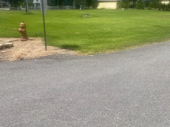 310 Big Lake St, Lake Charles, LA 70607