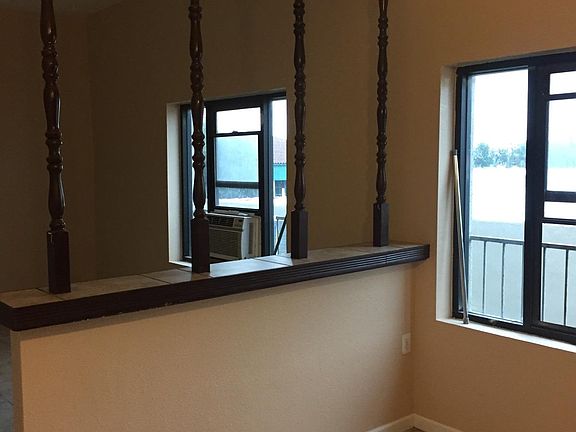 2nd image of 108 W Holt Blvd