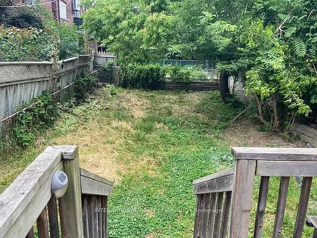 106 London St #1 — Photo 20