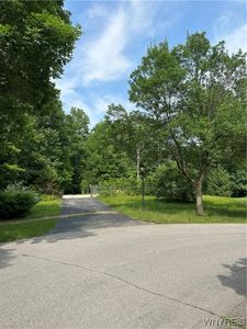 36 White Pine Ct #11, East Amherst, NY, 14051