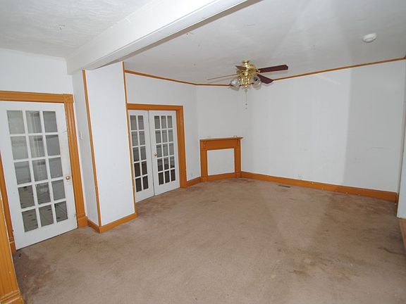 3rd image of 1524 Maple Ave