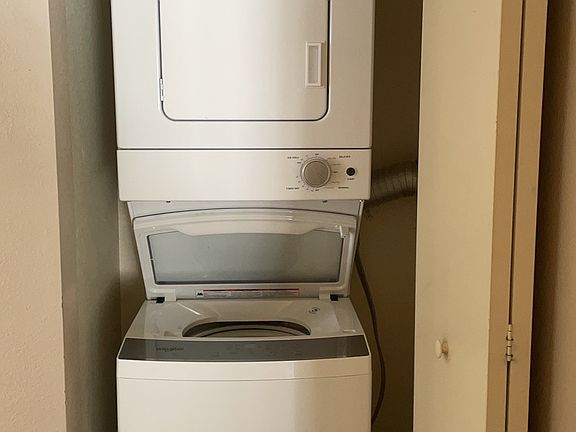 5th image of 4848 Nara Vista Way Unit 202