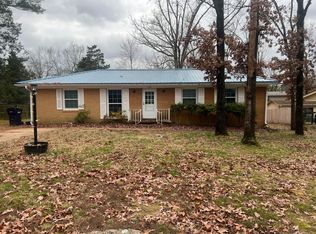 280 College Heights Dr, Batesville, AR 72501