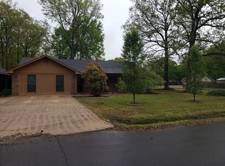16 Springbrook Dr, Greenbrier, AR 72058