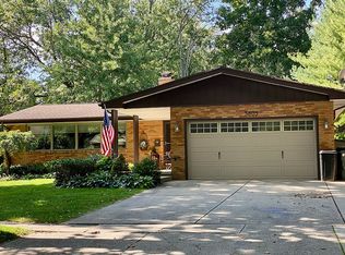 3805 Devonshire St, Midland, MI 48642