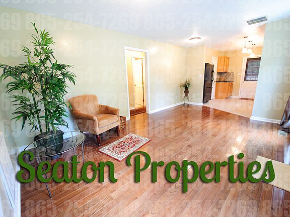 3rd image of 2020 Woodrow Dr