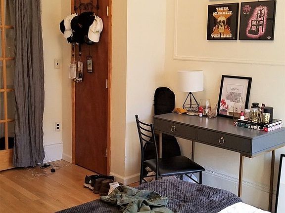 4th image of 1584 1st Ave #3F