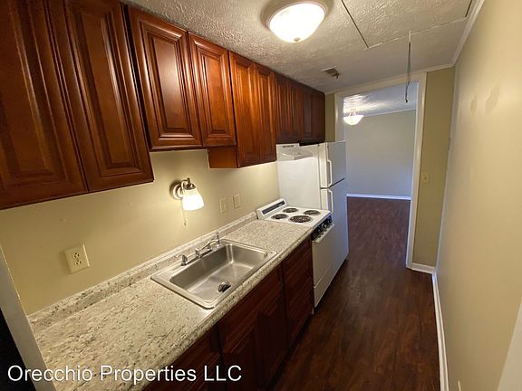 5th image of 505 Pine Valley Dr APT F32