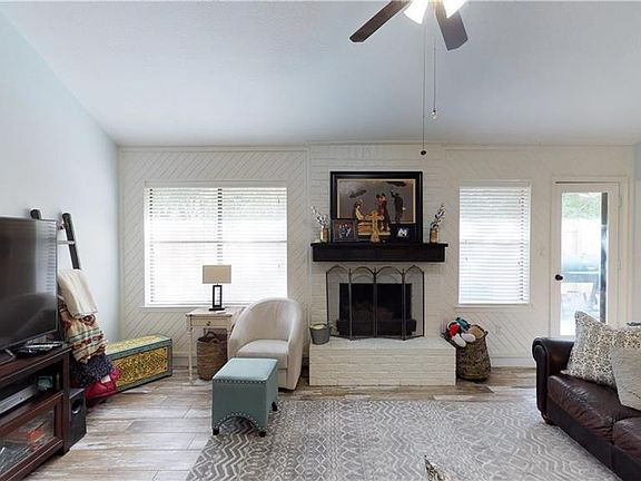 4th image of 5109 Fairmount Dr