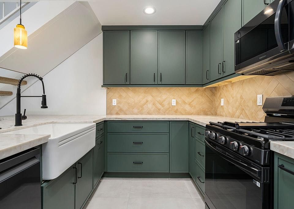 1st image of 74185 Catalina Way