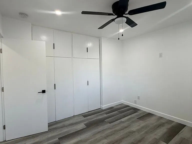 15512 S White Ave — Photo 6