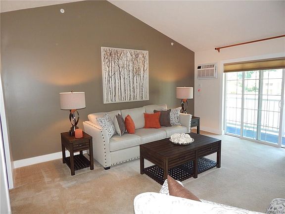 3rd image of 1421 Landrush Way
