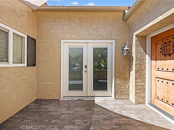 3rd image of 225 Segovia Ave