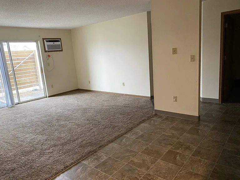 4370 Maricopa Dr — Photo 14