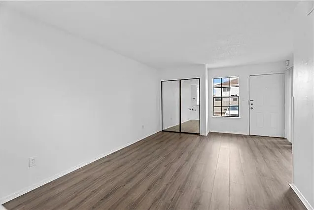 2948 Manhattan Blvd #213 — Photo 3