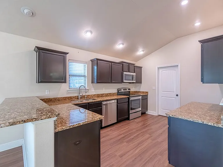 401 Mel Ott Ln — Photo 14