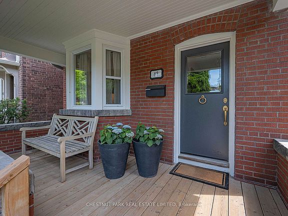 3rd image of 43 Acacia Rd